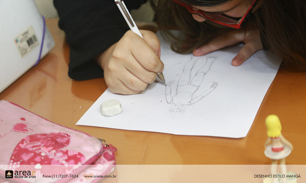 Foto da aula de Desenho estilo mangá.